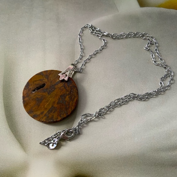 Hand Crafted Natural Tiger Eye Pendant Necklace on 24” Cable Silver Plated Chain - Picture 2 of 11